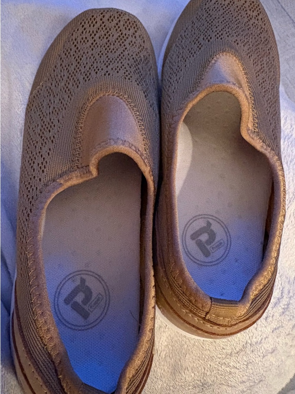 Nwot Prope’t comfort Knit Slip-On Flats in light Brown
